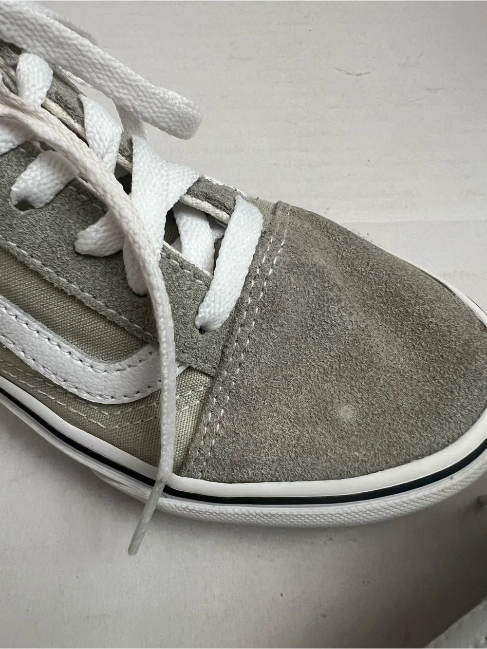 Vans Old Skool Low-Cut Skater Sneakers Kids Sz 3 Gray White Suede Canvas Casual